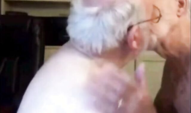 Grandpas Kissing and Sucking