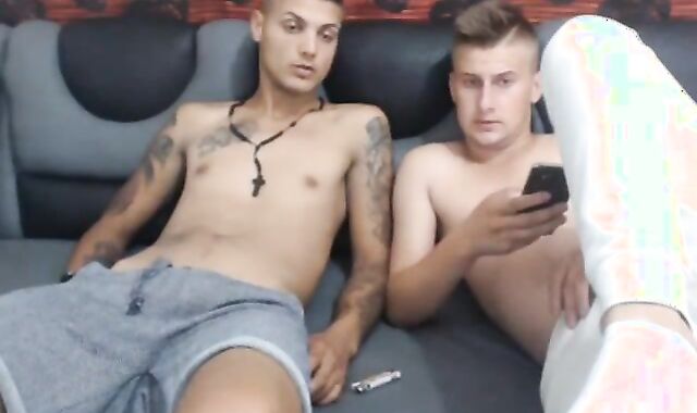 2 Beatiful heterosexual Romanian nubiles Go homo first-ever Time