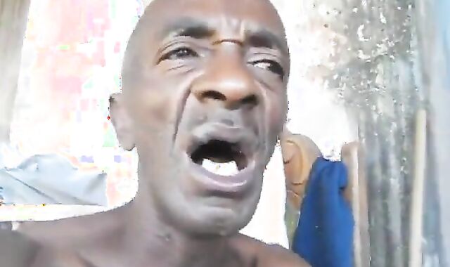 Big-Cock Daddy Plays Alone Outside