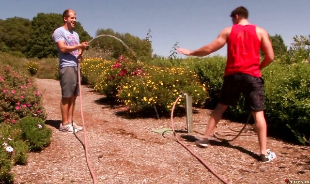 Trystan Bull: Flower Strength: 2 Blokes at Have fun