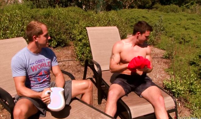 Trystan Bull: Flower Strength: 2 Blokes at Have fun