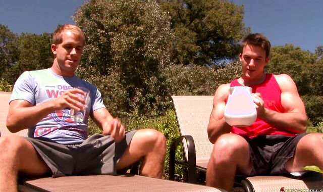 Trystan Bull: Flower Strength: 2 Blokes at Have fun