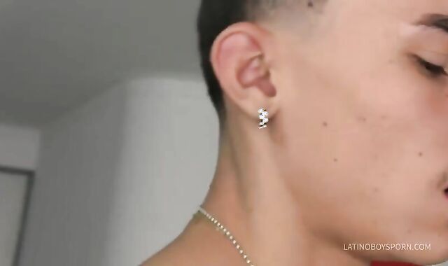 fag World Tyga Solo