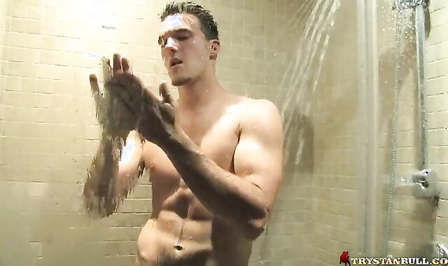Trystan Bull: Wiggling Jocks in the Jackpot with Trystan