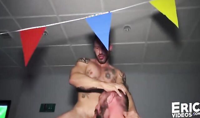 intercourse, Diego Heads To A Club To receive torn up
