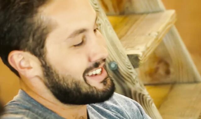 Acordando Para Safadeza