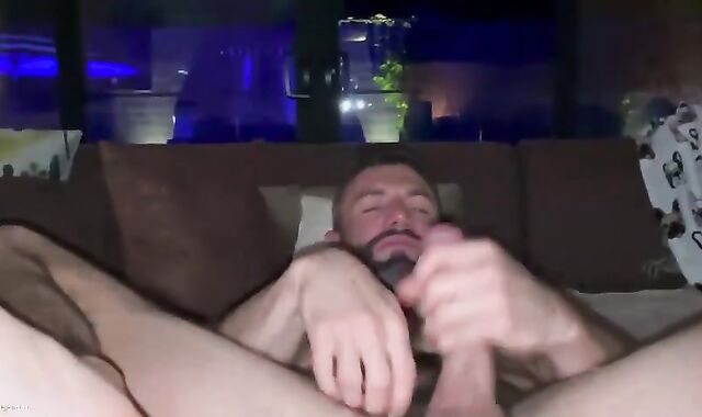 Cole Jizzes Over