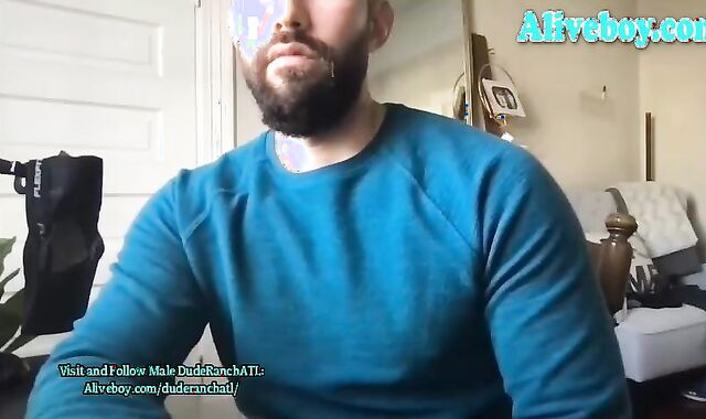 Bearded Yankee Grizzly With lengthy stiff meatpipe Jacks On camera