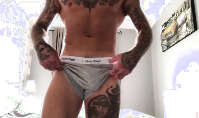 Tatted Muscle Otter enjoys To masturbate off
