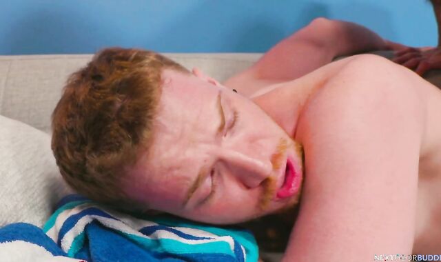 Next Door Pals: Hard ripped unshaved euro fledgling facial cumshot