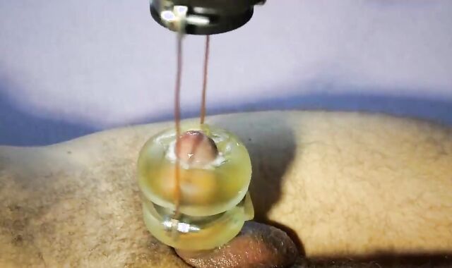 Tugging guy goo Machine 05