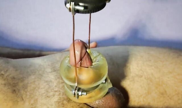 Tugging guy goo Machine 05