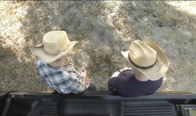 Country boyz Attempt Friend