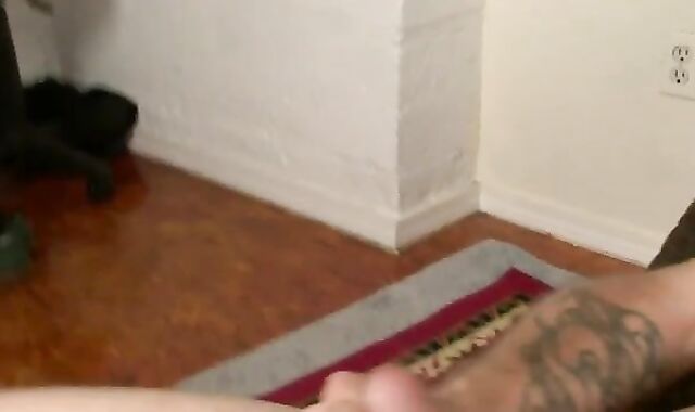 Tattooed gay-for-pay fellow enjoys playgirl's bums