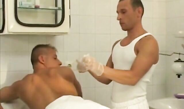 156 - Hump -Shawn Capa In Trio Way - 01