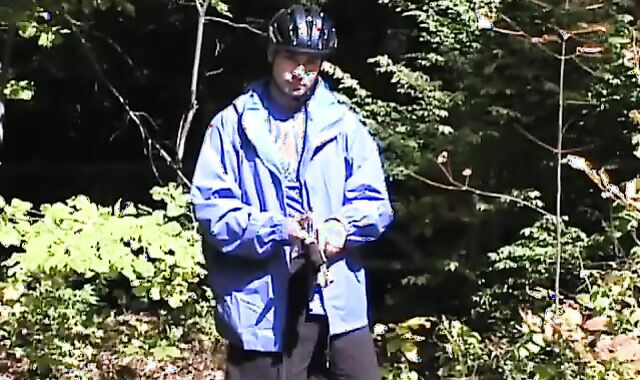 This Cyclist Knows How To Operate A manmeat!