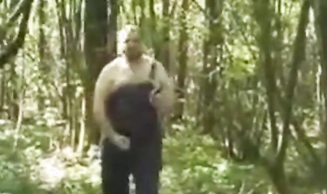 Barebacking Outdoor with Amateur Bear