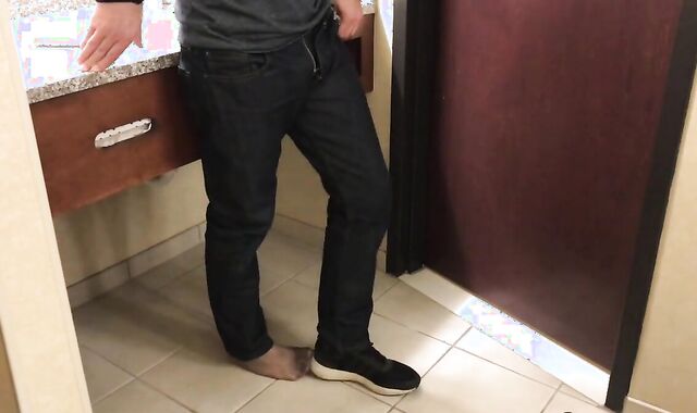 Hotel Fun with Pantyhose and Masturbation