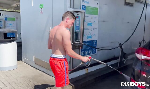 EastBoys.com: Muscle gay-for-pay boy receives stiff bang-out