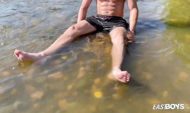 EastBoys.com: Muscle gay-for-pay boy receives stiff bang-out