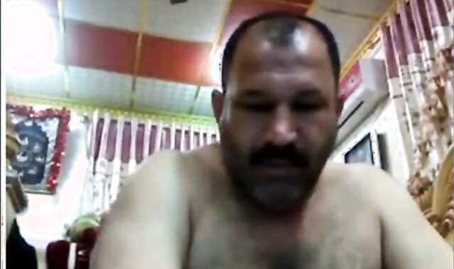 Bear Masturbating: Mature Arab Edition 2