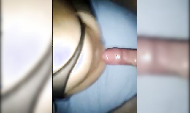 Bareback Amateur Crossdresser Takes Big Cock