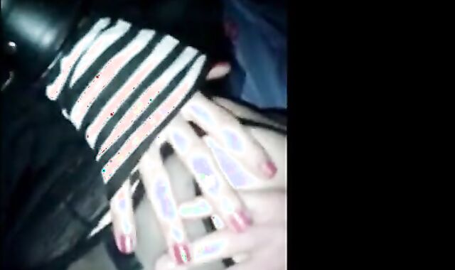 Bareback Amateur Crossdresser Takes Big Cock