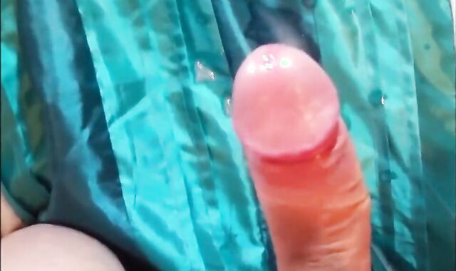 Big Cocks Cum Hard: Amateur Men Masturbating