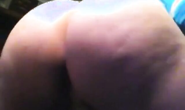 Fat Man's Booty Clappin' Webcam Show 5