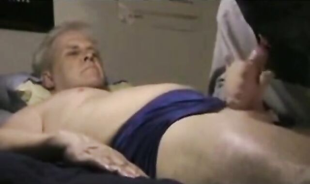 Old Man Sucked by Daddy Amateur 2