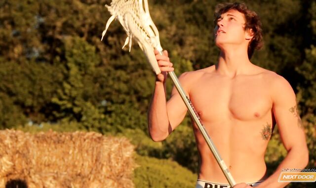 Next Door Masculine: Florida Stud Bares All for Your Delight