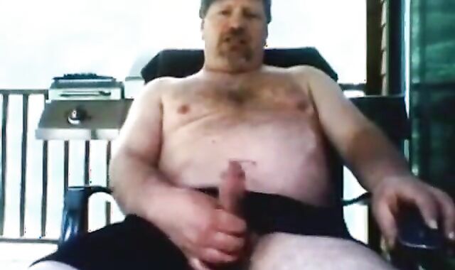 Beefy Daddy Strokes and Shoots 3