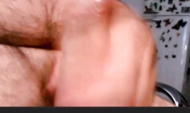 Mature Argentinian Bear Wanks and Cums