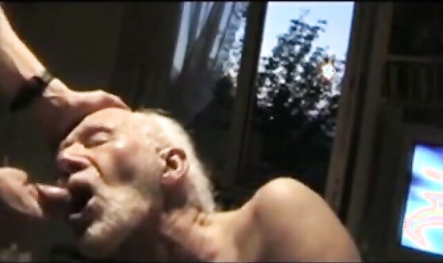 Grandpa Sucking Off a Hunk 2