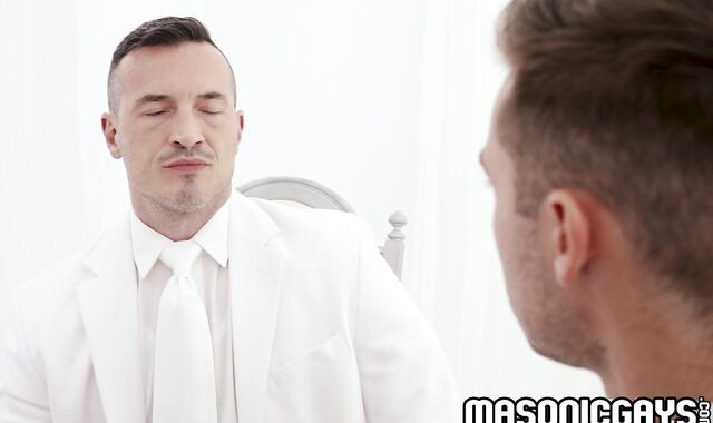 Masonic Gay brought to the very edge!