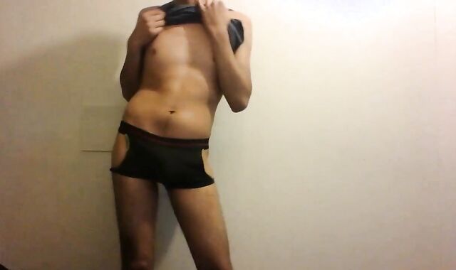 Latin Twink's First Performance Before Bed 3