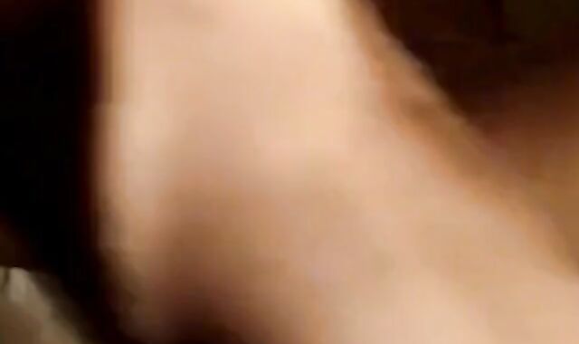 Bareback Amateur Cums Inside