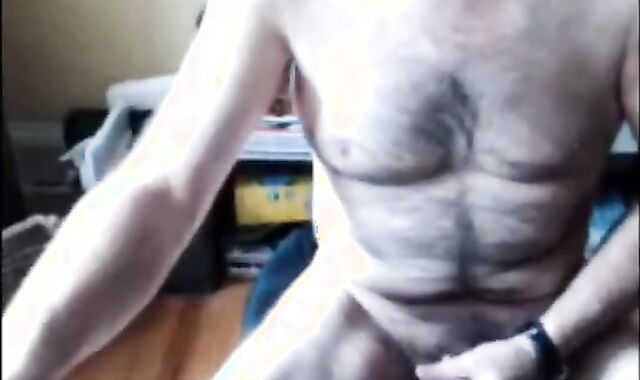 Naked Mature Men Outdoors on Cam 2