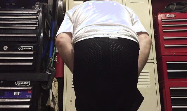 Big Balls Bareback: Cum Slapping Action!