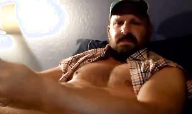 Bearded Muscle Daddy Jerks Off in Truck 3