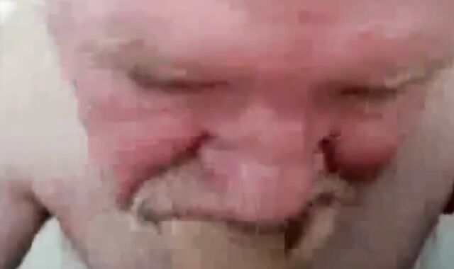 Amateur Daddy Bear Sucks Cock 3