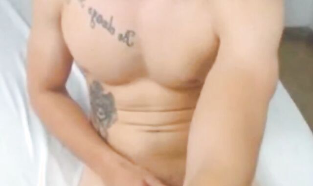Colombian Fingering Himself