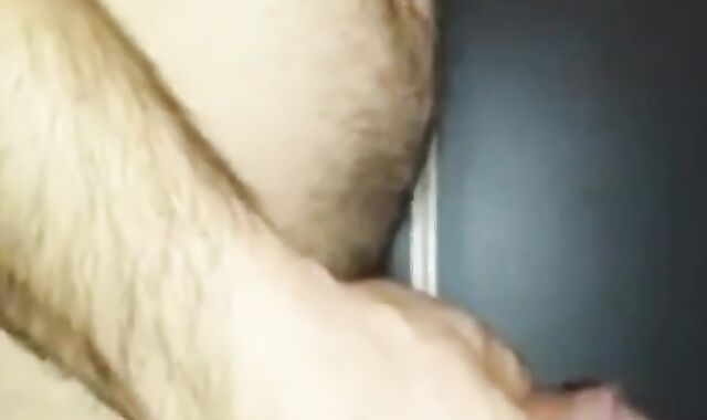 Hunk's Amateur Blowjob Adventure