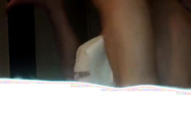 Screaming Bareback Twink Amateur